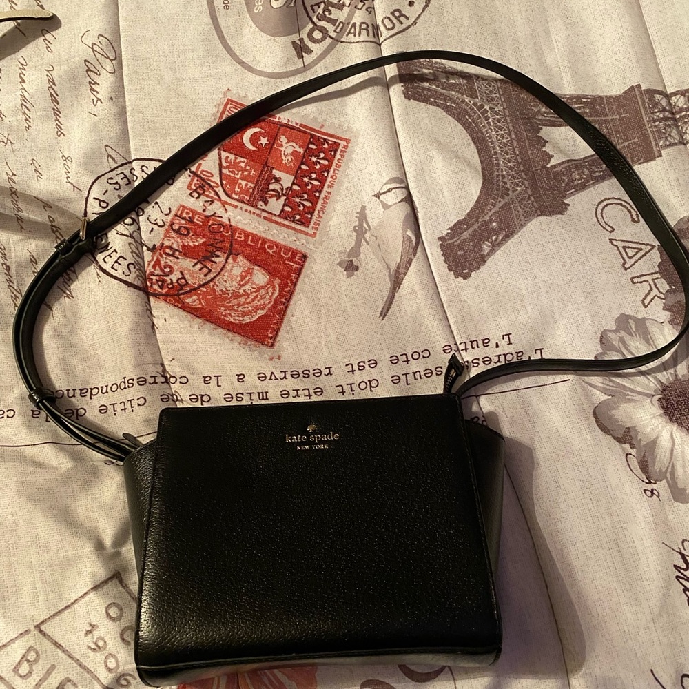 Kate spade crossbody bag